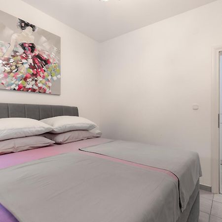 M&B Apartment Bibinje Bagian luar foto