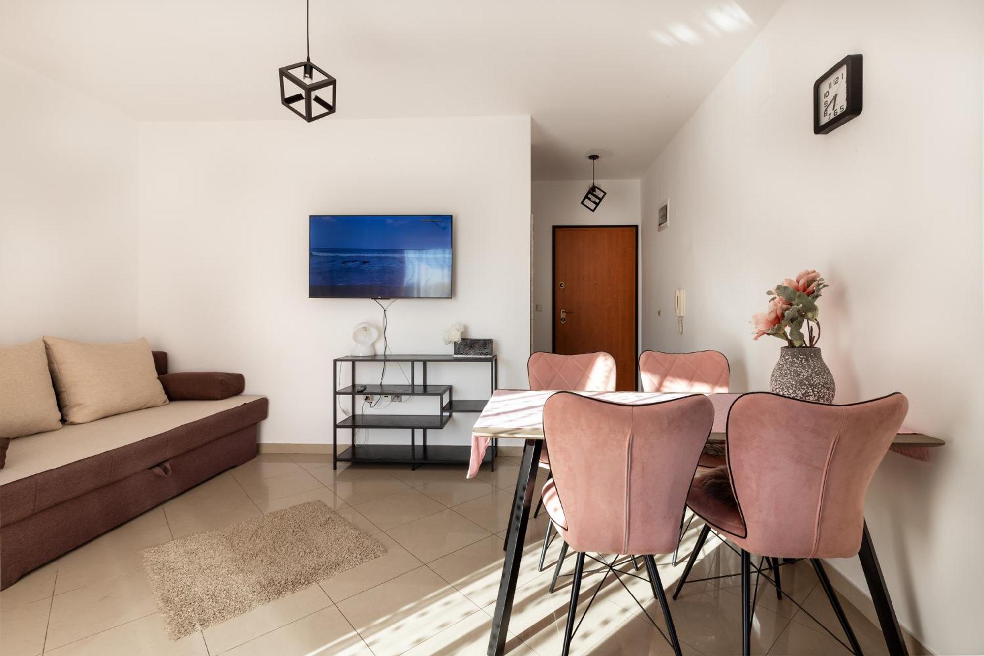 M&B Apartment Bibinje Bagian luar foto