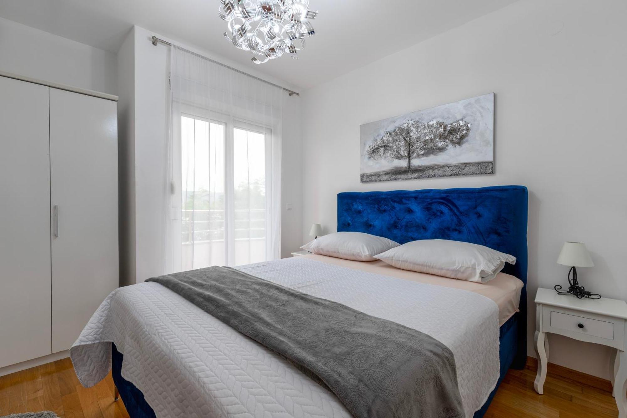 M&B Apartment Bibinje Bagian luar foto